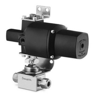 常閉執行器 40G系列球閥，1.4 Cv, 1/4 in.