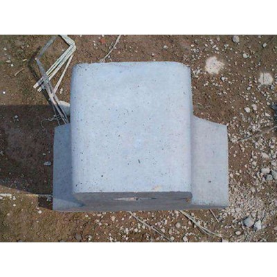 隔離墩模具-交通防撞隔離墩模具-振通模具