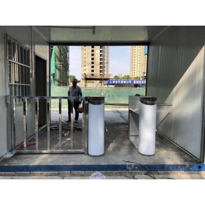 開封工地三輥閘翼閘門禁安裝