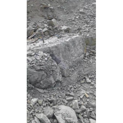 濰坊市隧道拆除石頭破碎用液壓分石機設備