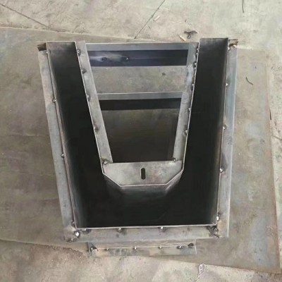 橋梁排水槽模具物美價廉，橋梁排水槽模具可來圖定制