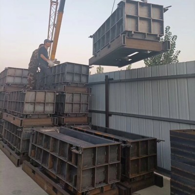 好用的橋梁水泥槽模具，價格低的 高鐵水泥槽模具