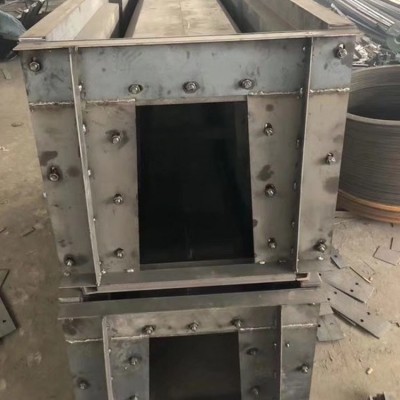 u型槽鋼模具 價格優惠，預制水泥u型槽模具質量可靠