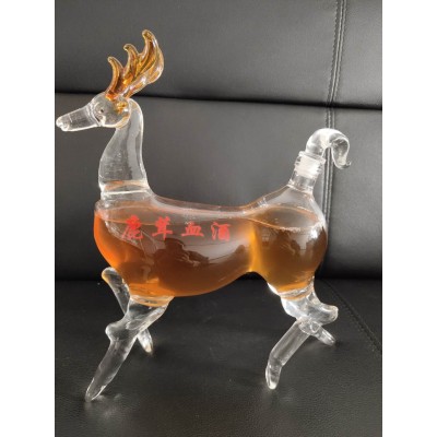 空心麋鹿造型玻璃酒瓶养生鹿血酒白酒瓶空心吹制鹿造型玻璃瓶
