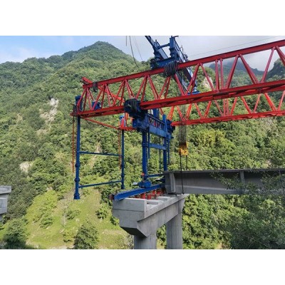 四川內江架橋機租賃公司分享橫向移梁架設工藝