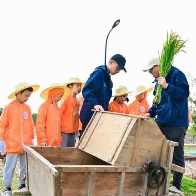 蘇州三六六研學旅行戶外拓展活動挖紅薯割稻子探索體驗課報名中