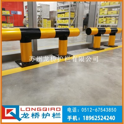 建德凈化車間防撞護欄 建德車間鍍鋅鋼管U型防撞欄 龍橋廠