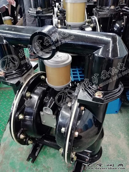 消音器隔膜泵