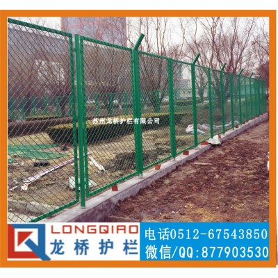 江苏物流园海关围墙护栏网 龙桥厂订制院墙外围绿色护栏网片