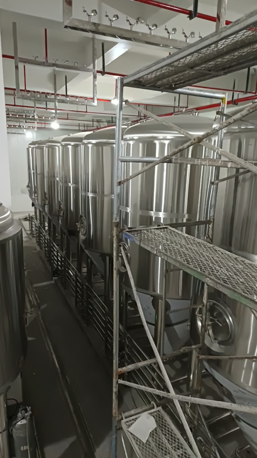 九寨沟大型精酿啤酒设备生产线供应厂家