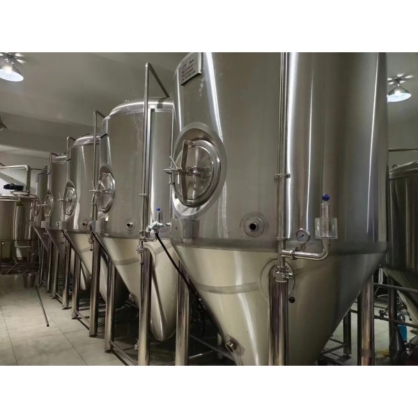 合肥啤酒制作设备日产3000升的精酿啤酒设备定做厂家